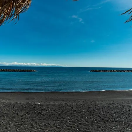 Live Puertito Ocean View Center Apartment